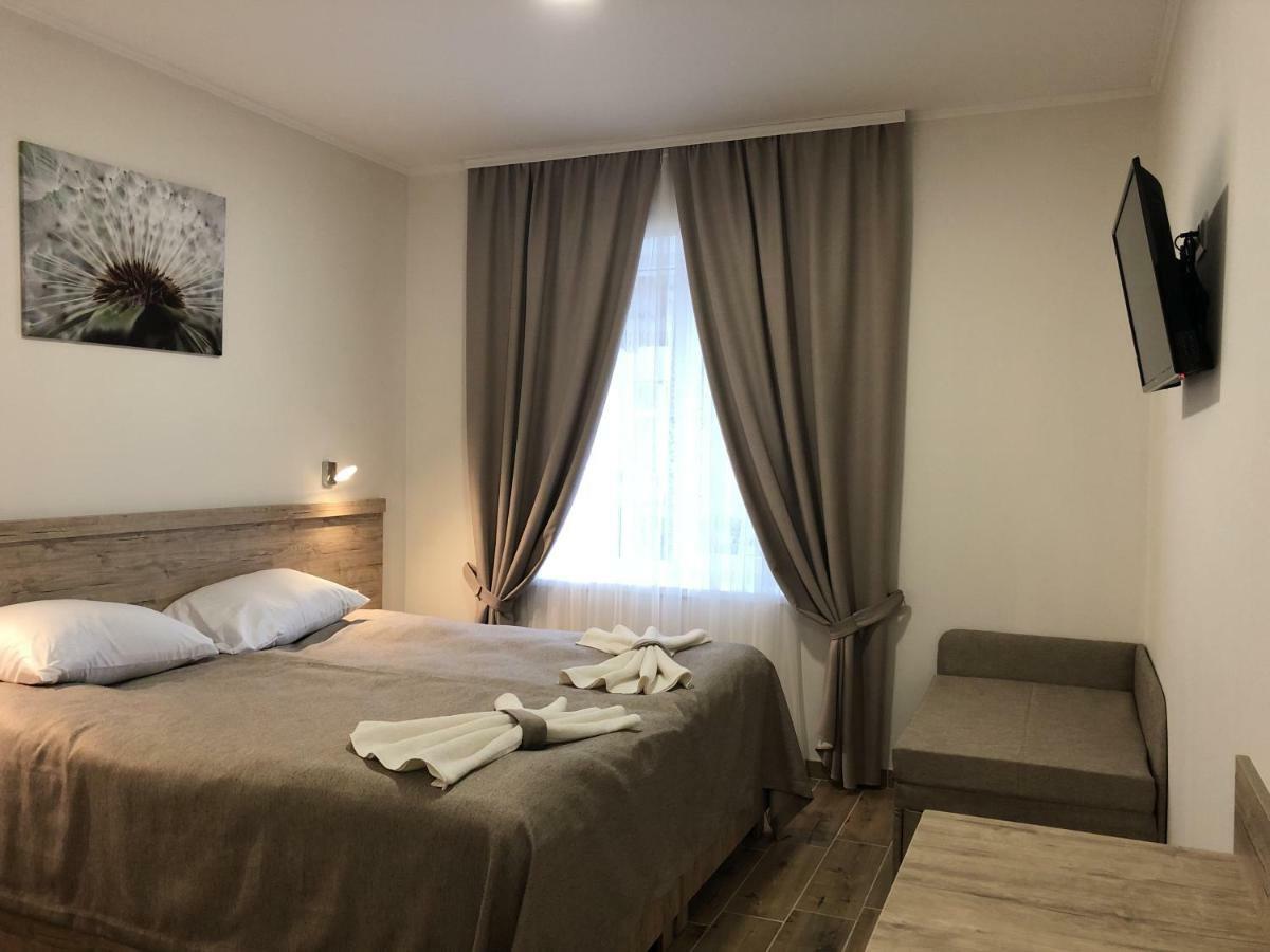 Hotel Bonus Kolomyia Eksteriør billede